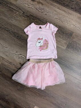 Kidgets Toddler Girls Pink Unicorn Tutu Skirt Shirt 2 piece Outfit Size 3T